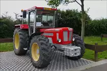 . Schlüter Super 1250 Spezial, Bj 1976, 130 Ps, 6 Zyl, 7400 ccm war ebenfals in Consdorf zu sehen.  20.07.2014