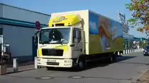 MAN als Lieferfahrzeug einer Bäckereikette, gesehen in Schwerin im August 2014