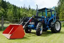 Ford 4610 Allrad mit Hauer-Frontlader am 9. Aug. 2014