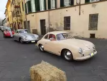 Porsche´s beim Auto-Corso „Mille Miglia“ in Lucca, Foto am 17.5.2014

