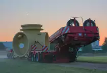 
Scheuerle Schwertransport Auflieger mit Rotornabe für Windkraftranlagen. - 09.08.2014