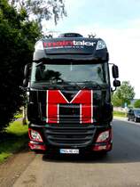 DAF XF der Spedition  maintaler  steht auf einem Parkplatz in Biebergemünd im August 2014