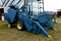 Walter und Wintersteiger - Mähdrescher, gesehen im Agroneum von Alt Schwerin, August 2014