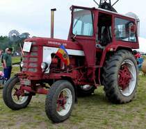 Universal U650 steht im Agroneum von Alt Schwerin anl. der Oldtimeraustellung im August 2014