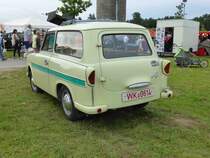 Trabant 600 Universal Kombi steht in Alt Schwerin anl. der Oldtimerveranstaltung im August 2014