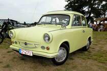 Trabant steht in Alt Schwerin anl. der Oldtimerveranstaltung im August 2014