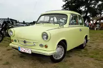 Trabant steht in Alt Schwerin anl. der Oldtimerveranstaltung im August 2014