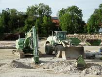 Liebherr Kettenbagger und Radlader von der Firma Geiger am 09.08.14 in Kempten Durach