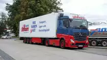 MB Actros von  UHLHORN - Logistik , gesehen am Rasthof Göttingen im August 2014 