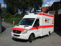 Rettungswagen (RTW) des DRK Nettetal Das Fahrzeug ist ein ehemaliger Bayern RTW der 

von WAS Auf und Ausgebaut worden Der RTW ist von 2007 und ist seid 2014 in Nettetal 

beim DRK im Dienst Das Fahrzeug dient auch als Reserve RTW der Rettungswache Nettetal

Am 20.08.14 in Nettetal zwecks Foto Termin aufgenommen worden