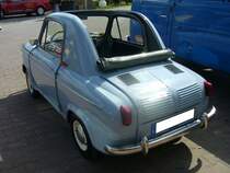 Heckansicht eines Vespa 400. 1957 - 1961. Hebmüllertreffen am 24.08.2014 in Meerbusch.