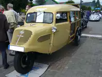 Tempo Hanseat Kombi. 1950 - 1952. Der Hanseat und sein kleinerer Bruder  Boy  waren äußerlich kaum zu unterscheiden. Während der  Boy  für die Inhaber des Führerscheines der Klasse IV interessant ist (198, 244 und 245 cm³ Motor) ist, wird der Hanseat von einem 397,4 cm³ 2-Zylinderzweitaktmotor von ILO angetrieben und leistet 13,5 PS. Nur ca. 8% der verkauften Hanseat wurden als Kombimodell (Hergestellt bei Hebmüller/Wülfrath) ausgeliefert. Der überwiegende Teil der Produktion waren Kasten- und Pritschenwagen. Hebmüllertreffen am 24.08.2014 in Meerbusch.