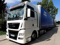 MAN TGX18.440 hat Equipment für eine musikalische Veranstaltung nach Ried gebracht; 140822