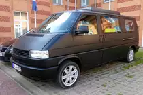 sein ganzer Stolz: der T4 von  HB , gesehen in Schwerin im August 2014