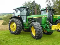 John Deere 4255 steht beim Lanz & John Deere - Treffen in Kirchheim am See im August 2014