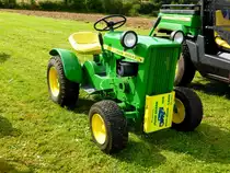 John Deere 112 war der kleinste  Jonny  beim Lanz & John Deere - Treffen in Kirchheim am See im August 2014