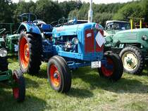 Fordson Super Major, 54 PS, bei der 1. Oldtimerausstellung in 36119 Neuhof - Hattenhof am 31.08.08 
