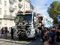MAN Sattelschlepper an der Street Parade in Zürich am 02.08.2014