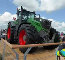 das neue FENDT-Flagschiff, der 1050 Vario, konnte beim FENDT-Feldtag in Wadenbrunn bestaunt werden, August 2014