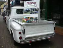Heckansicht eines Chevrolet Apache 3100 des Jahrganges 1958. Mülheim an der Ruhr am 07.09.2014.