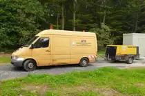 MB von  KTS  steht auf einer Baustelle in 36100 Petersberg-Marbach im September 2014