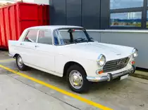 Oldtimer Peugeot 404  in Sursee am 30.08.2014