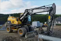 . Volvo EW 140 D Radlader hat Feierabend f�r heute.  03.09.2014