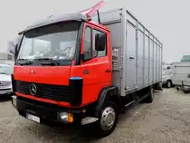 MB-1117, mit Viehtranportaufbau; 140305