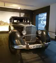 Maybach, dieser nicht restaurierte Oldtimer steht im Maybach-Museum in Neumarkt, Aug.2014