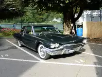 Ford Thunderbird Oldtimer Ausgestellt am der Route 66 in Aarburg am 06.09.2014