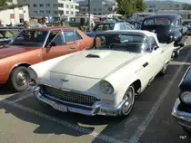 Ford Thunderbird Oldtimer Ausgestellt am der Route 66 in Aarburg am 06.09.2014