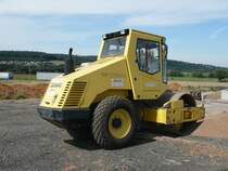 BOMAG BW 177 DH-3 abgestellt auf einer Baustelle in 36124 Eichenzell - Kerzell am 31.08.08
