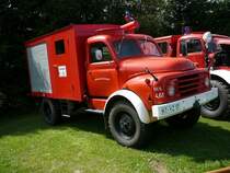 Hanomag AL 28 als Feuerwehrfahrzeug bei der 1. Oldtimerausstellung in 36119 Neuhof - Hattenhof am 31.08.08 
