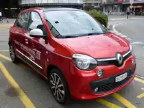 Roter Renault Twingo in der Stadt Bie lam 19.09.2014