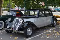 . Citro�n  11  Commerciale  Bj 1955, geniesst die Pause bei der FIVA World Rally Rundfahrt durch Luxemburg.  20.09.2014
