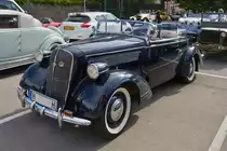 . Opel Super 6 Cabrio  BJ 1937, aufgenommen in Diekirch am 20.09.2014 w�hrend der Pause der FIVA World Rally Luxemburg Rundfahrt.