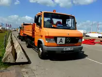 MB der  Stadtentsorgung ROSTOCK  steht am Rostocker Hafen im August 2014