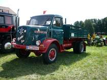 Henschel LKW bei der 1. Oldtimerausstellung in 36119 Neuhof - Hattenhof am 31.08.08 