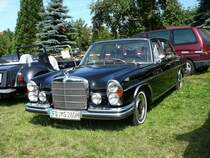 Mercedes 280 bei der 1. Oldtimerausstellung in 36119 Neuhof - Hattenhof am 31.08.08 
