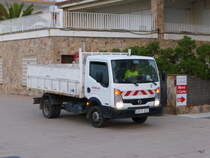 Nissan Cabstar am Strand von Roses am 04.10.2014