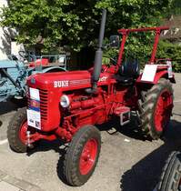 BUKH 302, dnischer Ackerschlepper von 1962, 2-Zyl.Diesel mit 2042ccm und 30PS, ausgestellt zum  Waldkircher Sonntag , Juli 2014