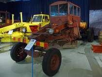 Grader, Baujahr 1932, 3,6l 4-Zylinder Diesel mit 40 PS, 4t

Mobilia Automuseo, Kangasala, Finnland, 14.4.2013