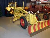 Grader, Baujahr 1966, 3,77l Diesel mit 60 PS, 5,4t

Mobilia Automuseo, Kangasala, Finnland, 14.4.2013