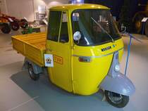 Mit dieser Vespa war die finnische Straßenverwaltung TVH (Tie- ja Vesirakennuslaitos) unterwegs.

Mobilia Automuseo, Kangasala, Finnland, 14.4.2013