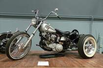 Harley Davidson WL Servicar

Baujahr 1974, 2 Zylinder, 23 PS, 750 ccm

Mobilia Automuseo, Kangasala, Finnland, 14.4.2013 