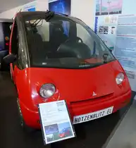  Hotzenblitz , zweisitziges Elektroauto der Hotzenblitz-Mobile GmbH, Bauzeit 1988-94, Vmax.120Km/h, Reichweite 80-200Km (je nach Batterietyp), Museum Autovision Altluheim, Sept.2014