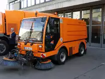 RNV Kehrmaschiene am 18.10.14 in Mannheimer Betriebshof beim Tag der Offenen Tür 