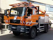 RNV MAN TGM Hebebühnenfahrzeug am 18.10.14 in Mannheimer Betriebshof beim Tag der Offenen Tür