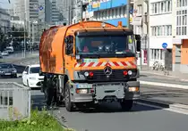 MB Atego 1828 Kehrfahrzeug der Stadt Bonn - 28.08.2014