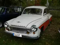 IFA Wartburg 311/1 (Luxuslimousine) - Baujahr 1957 bis 1965 - gesehen am 25.10.2014 in Leipzig-Plagwitz.